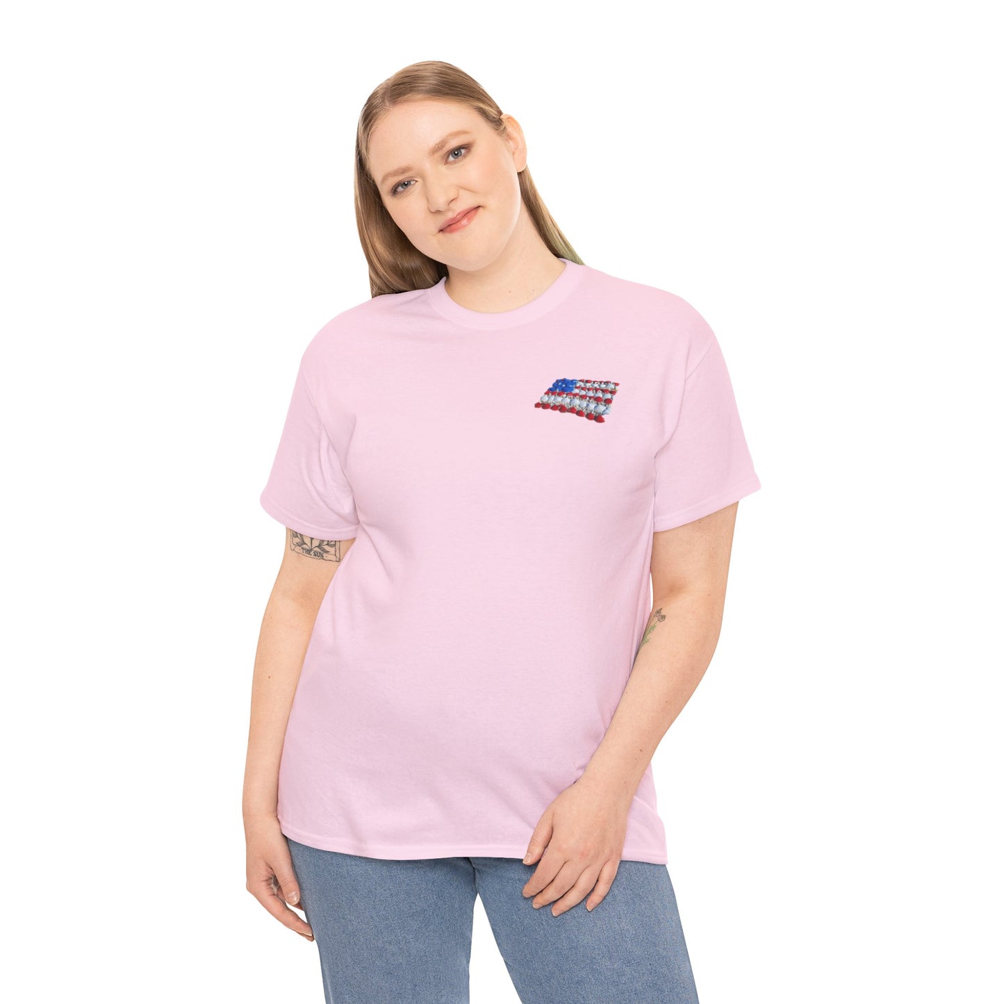 'seashell American flag shirt' Unisex Heavy Cotton Tee